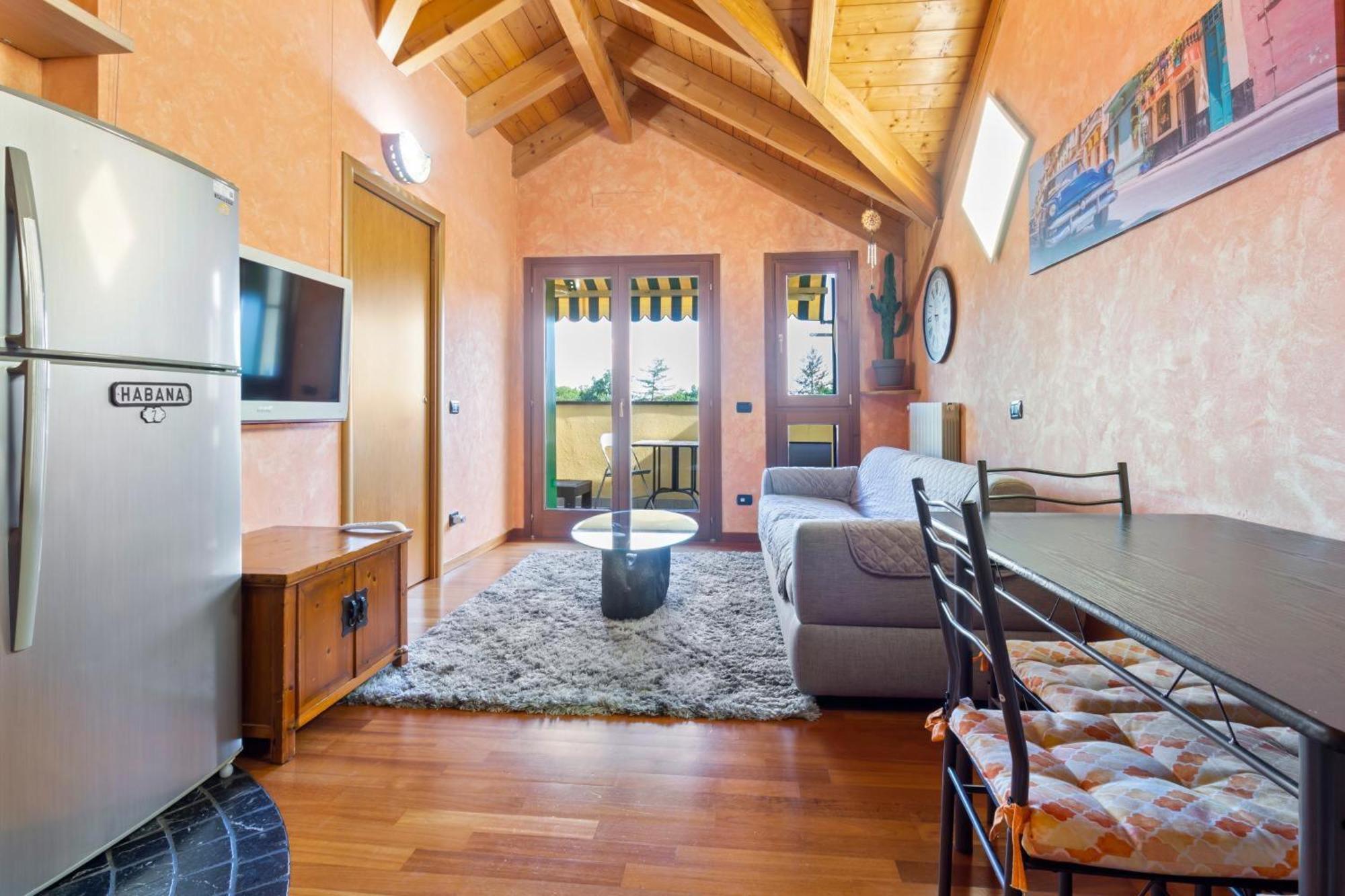 Lovely Orange House Viggiù Esterno foto